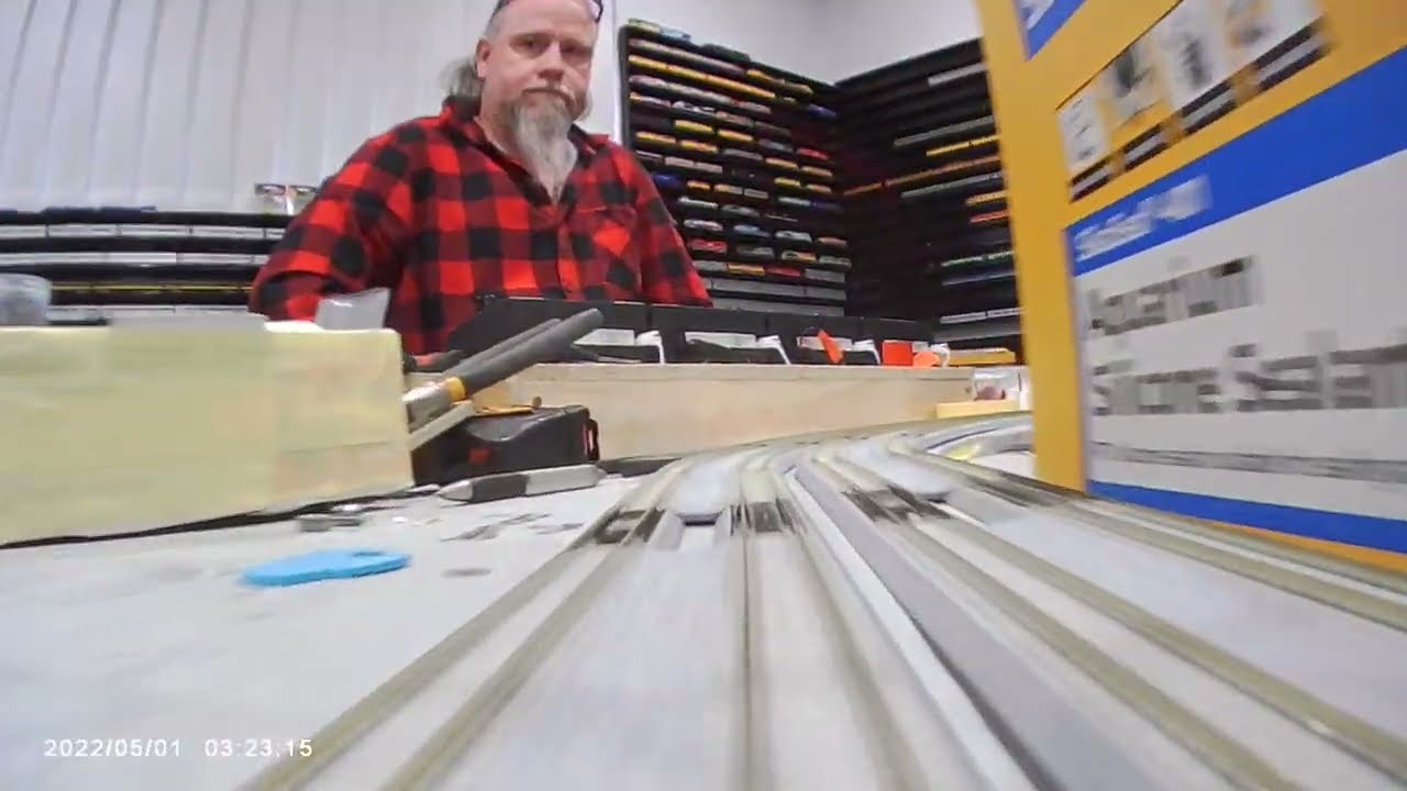 N scale, cab ride,  kato double V16 untrack