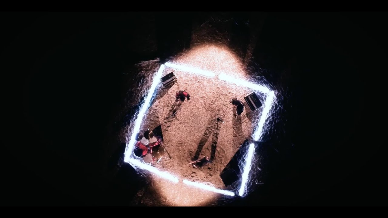 2 / フォーピース(Official Music Video)