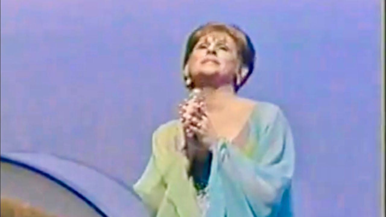 JIM BAILEY performs classic Barbra Streisand