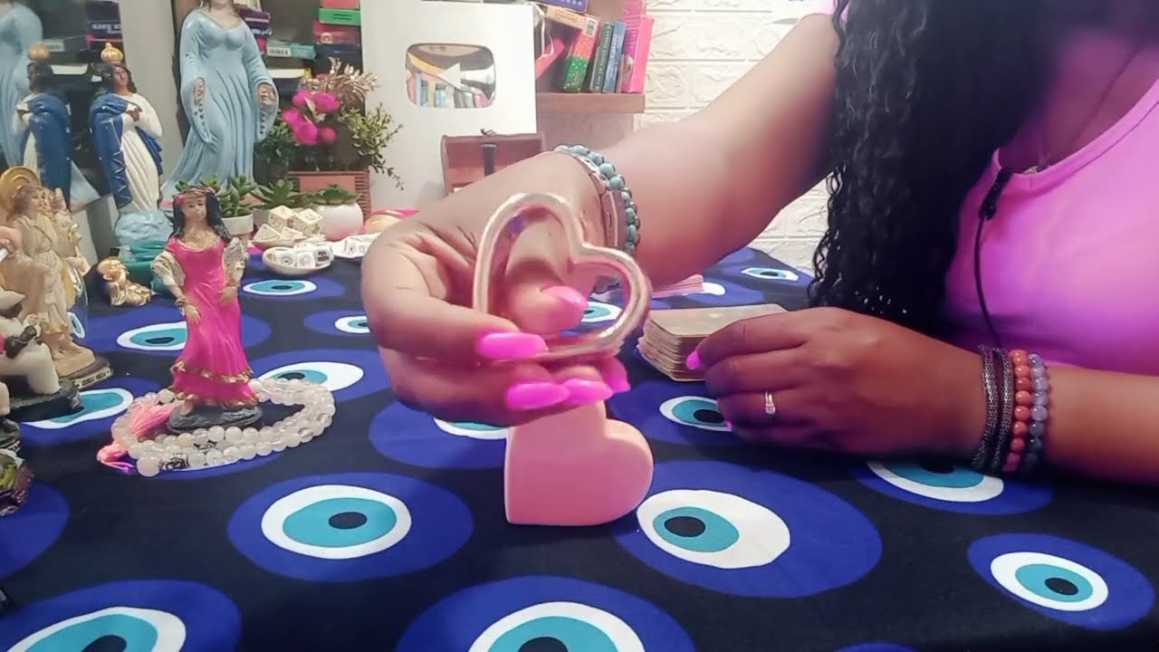 💗Preste Atenção❤️ VOCÊ VAI SABER SOBRE A PESSOA AMADA EM RELAÇÃO A VOCÊ ‼️#mariapadilha #taroamor