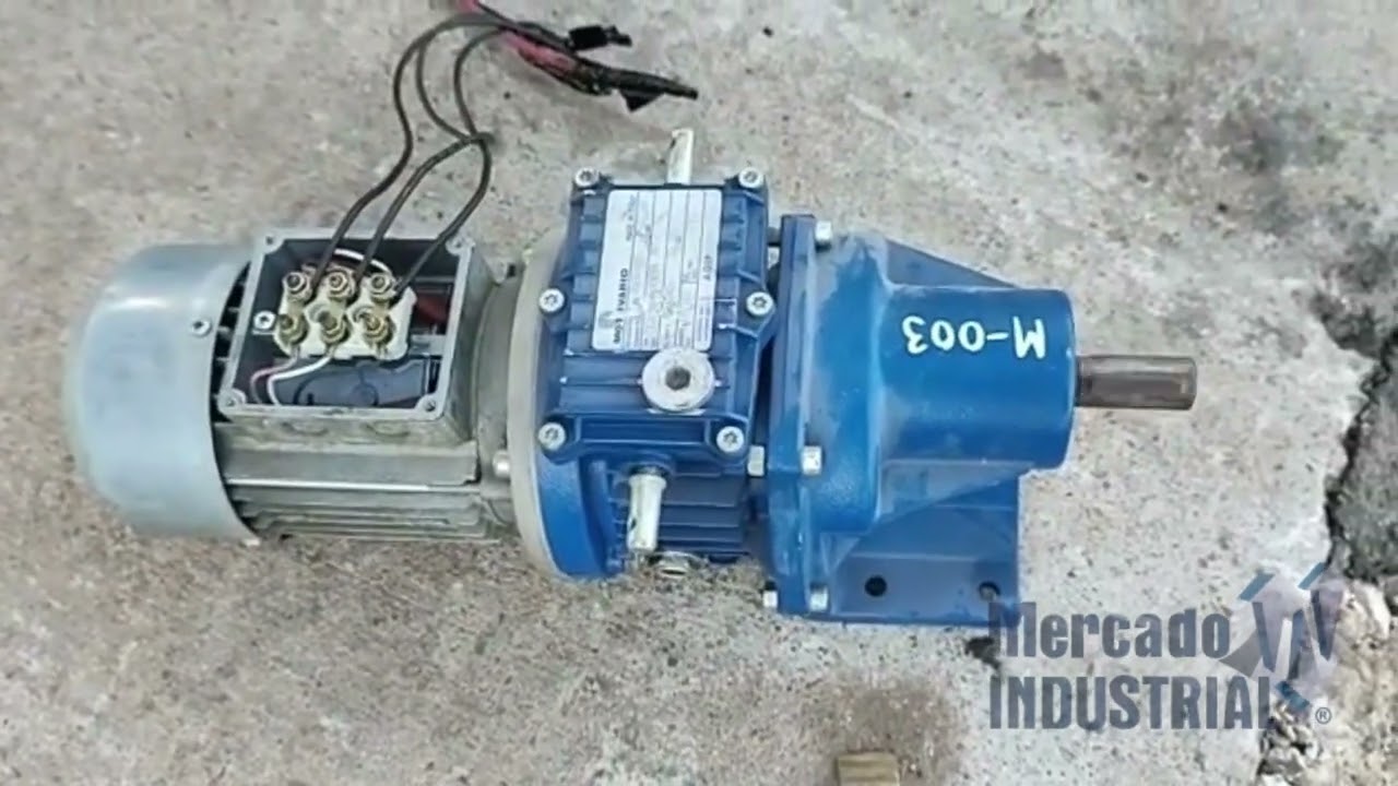 Motorreductor de .22 KW serie 7100125 marca Motovario