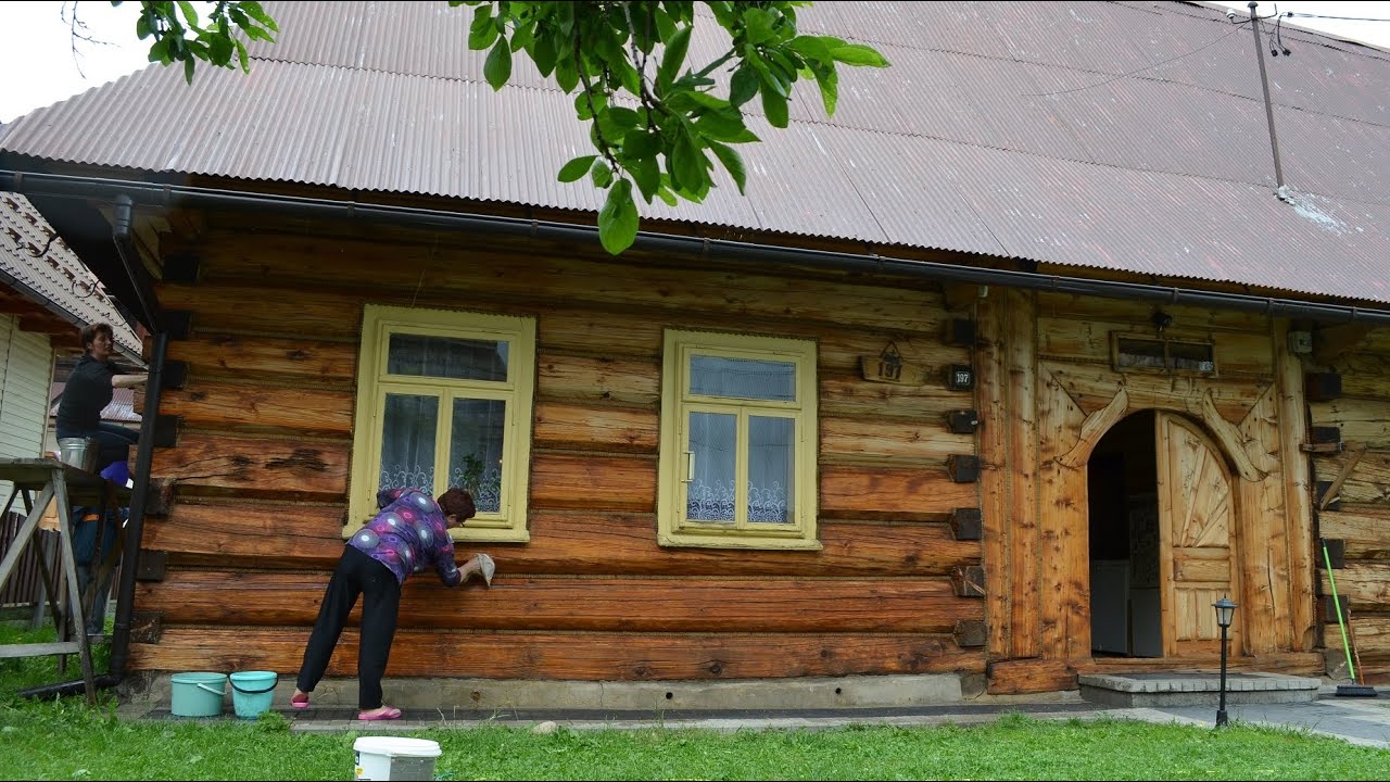 Mycie chałup w Chochołowie - wersja z audiodeskrypcją