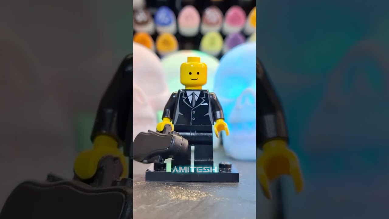 Почему люди в Лего желтые? #амитеш