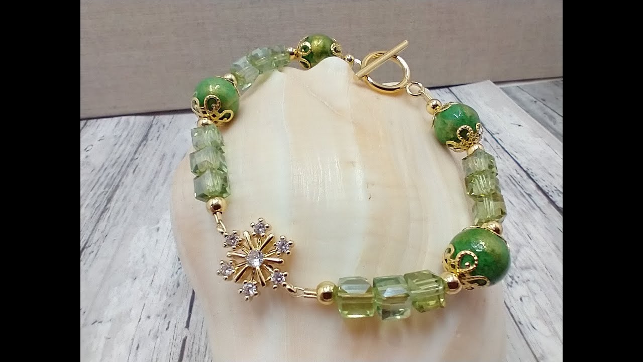 Petite Bracelet Made With Bargain Bead Box November 2022 Products!