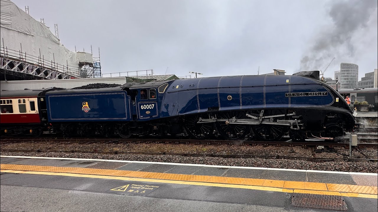 The Welsh Marches Express Pulled By Class A4 Pacific 60007 Sir Nigel Gresley 27/7/23