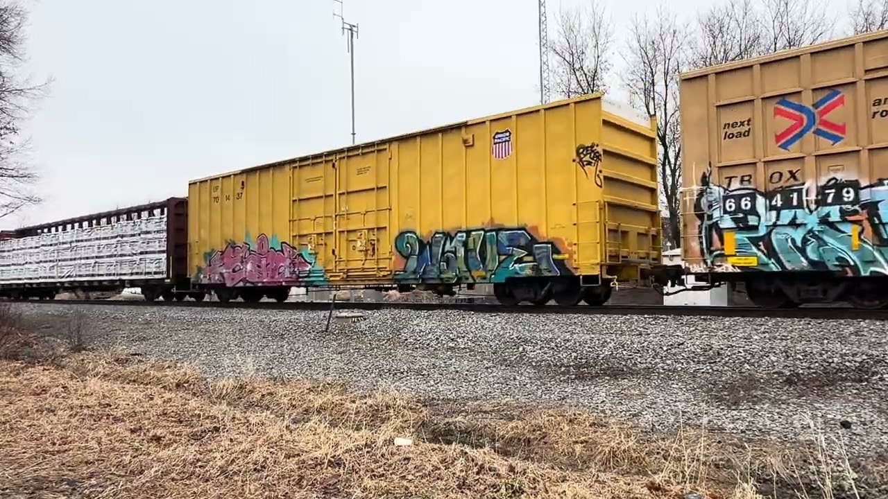 Southbound CN manifest M336 at south duplainville on 3/7/26