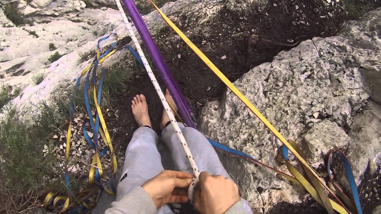 IntoTheWild Stones Highline SocialSlackLine boyz