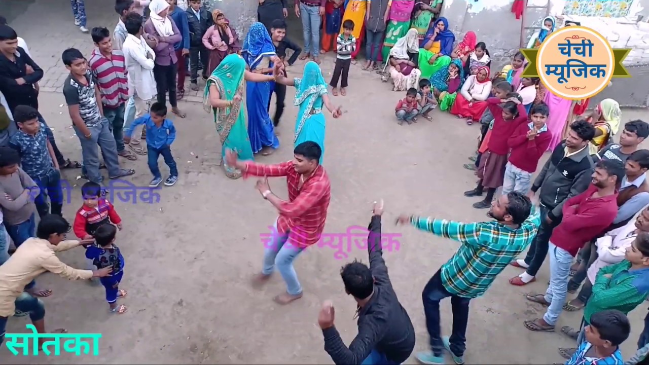 बम्बे के नीचे खेत मुरारी लाल डोई के रसिया पर देवा गुर्जर और गुर्जर लेडिजो का जबरदस्त डांस बोकन DJ पर