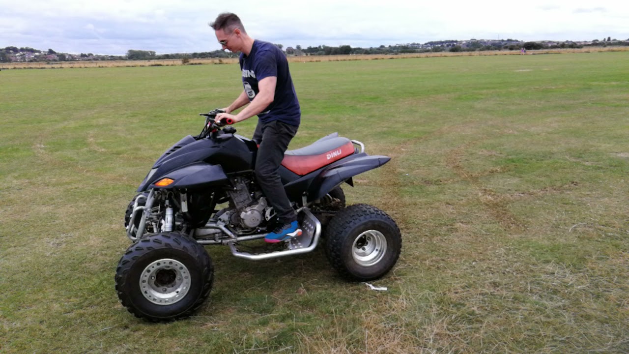 Dinli 450 sport quadzilla 450 subaru engine doing some burn outs drifting about full throttle