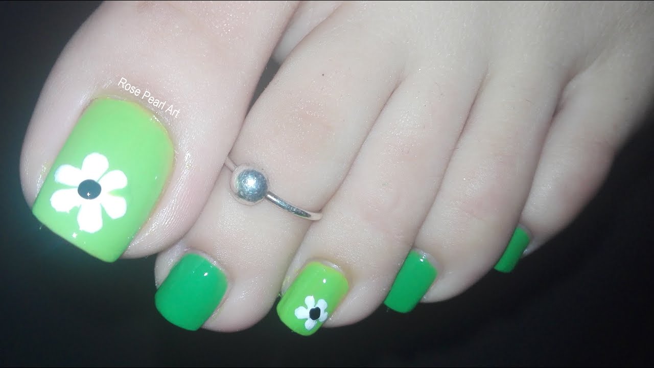 Green Floral Pedicure Nail Art-Summer and Fall Toe Nail Art Tutorial | Rose Pearl