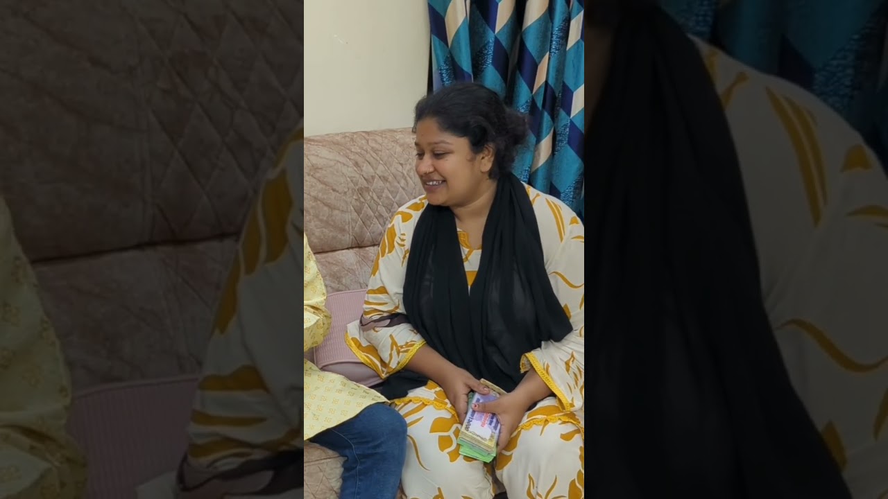 উপরে ফিটফাট ভেতরে সদরঘাট। হাজী সাহেব মসজিদের ভেতরে ঈমানদার আর মসজিদের বাহিরে সুদ/খোর।