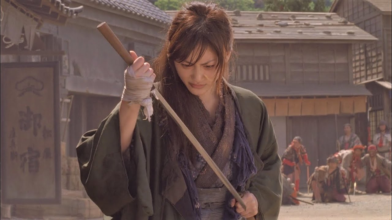 Blind Woman Turns Out To Have Deadly Sword Skills, Even 100 Yakuza Are No Match For Her