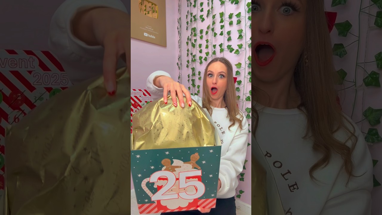 [ASMR] ULTIMATE Mystery Xmas Advent Calendar - DAY 25 (GOLDEN GIFT OMG!!😱🎁⁉️) 