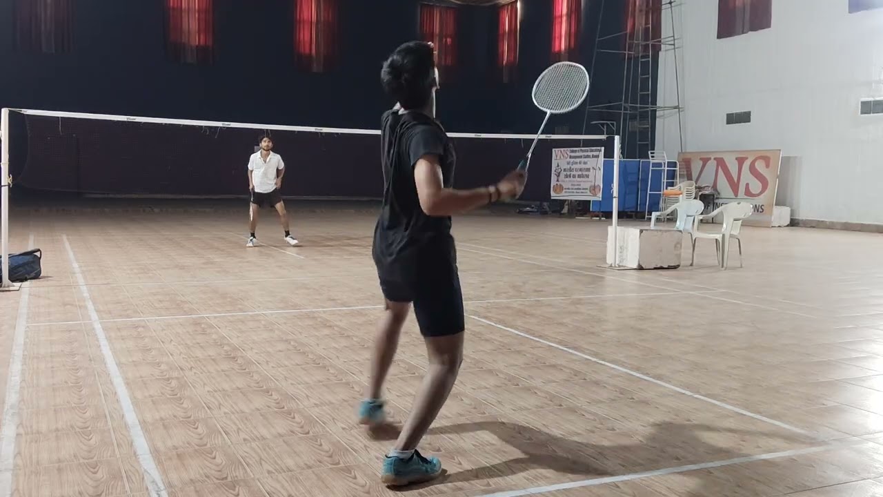 Men's singles badminton match 🏸☠️