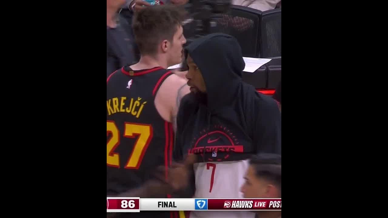 Hawks players show love to Clint Capela after Rockets-Hawks in first return to State Farm Arena 🤝