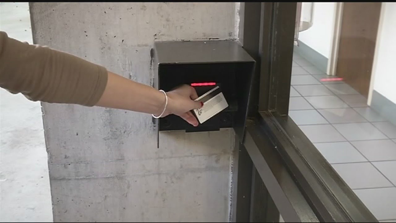UMass’ current dorm security system isn’t perfect
