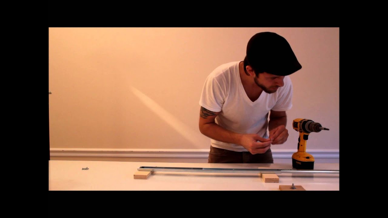 DIY  glide track / camera slider [Canon Rebel T2i / EOS 550D]  tutorial