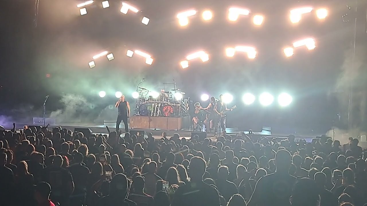 Disturbed - The Light live Syracuse, NY Lakeview Amphitheater 8/12/23