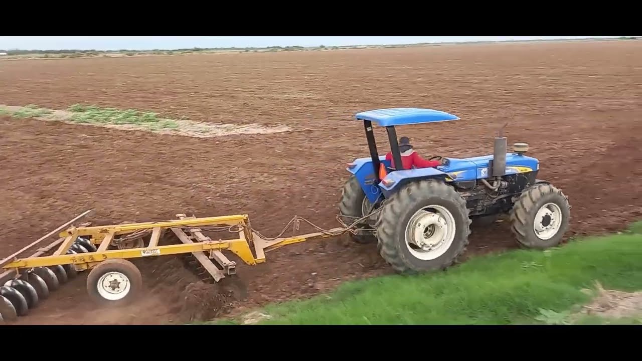30 HECTARES RASTREADAS EN 6 HORAS CON 3 TRACTORES 6610 BAS, 6610 FWD & 6810 FWD NEW HOLLAND.