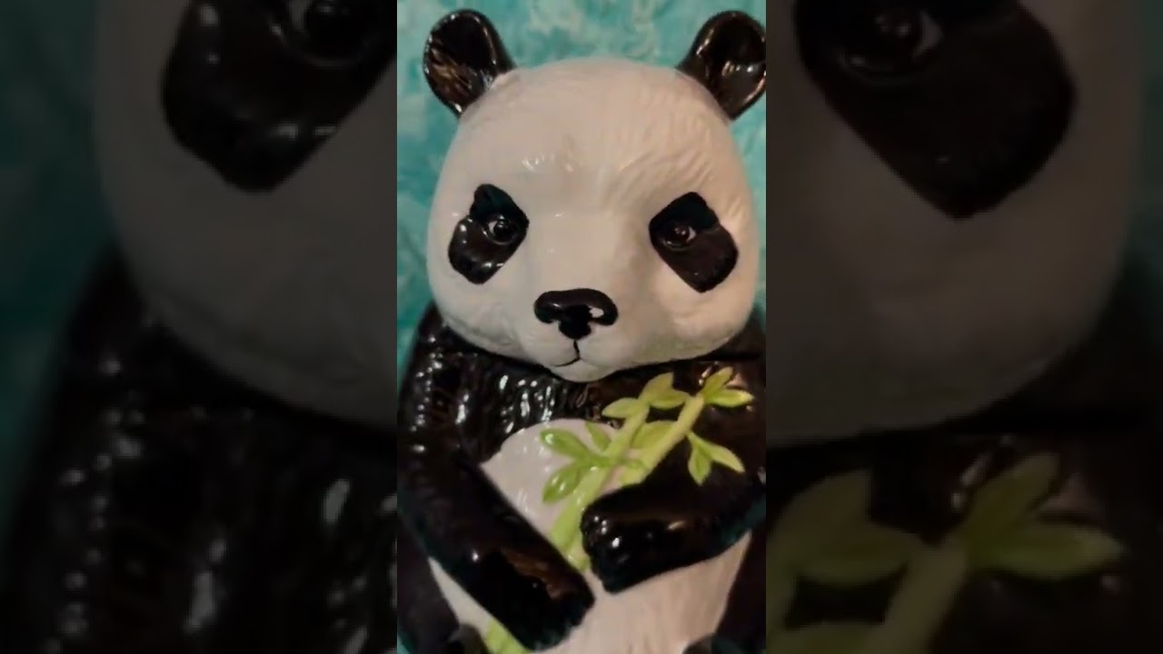 🐼 satisfying cutest Panda jar #shorts #panda #amazing Kisses chocolate #kisses
