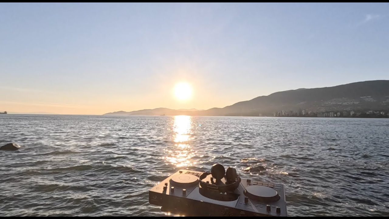 Funky Disco Tech House for Summer Solstice sunset | Finn Forte