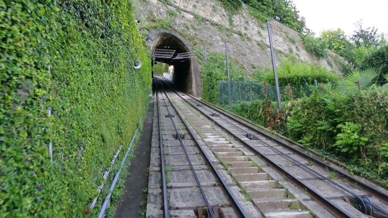 Funicolare di Bergamo Alta (1/2) percorso in salita (giorno)