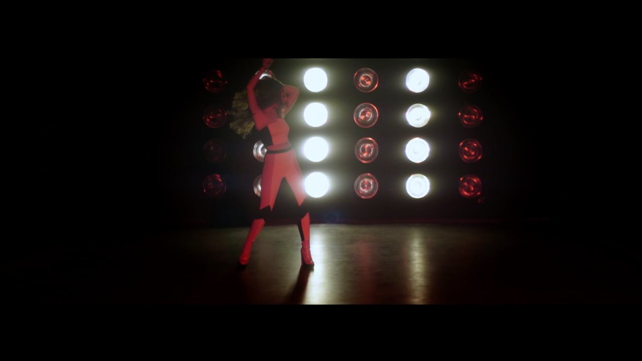 Red Is The Way (Xenomania Presents Paige Cavell)