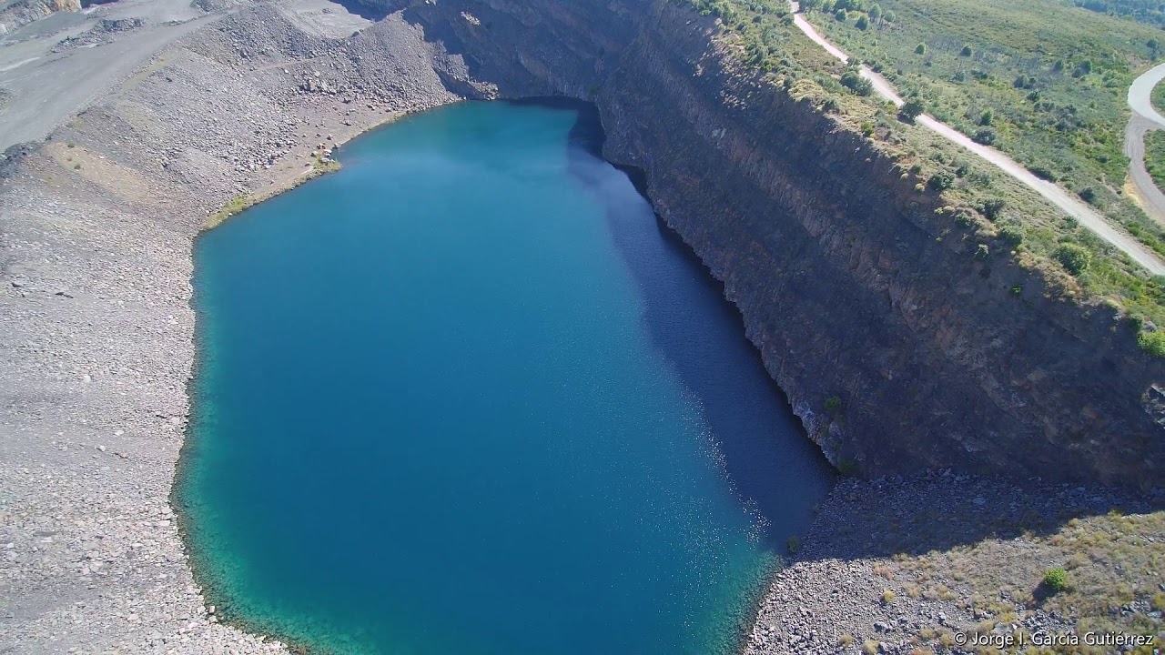 Otero de Naraguantes, Lillo del Bierzo y Fabero desde la escombrera y cielo abierto. HD1080 4K