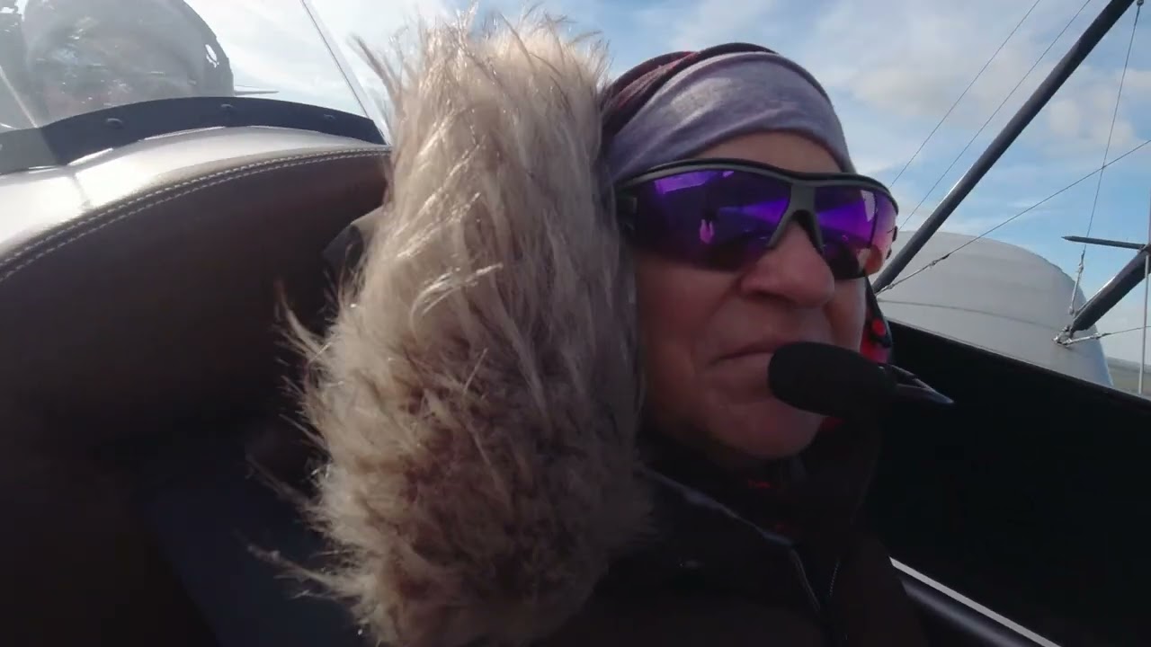 Flying with SV4 open cockpit plane
