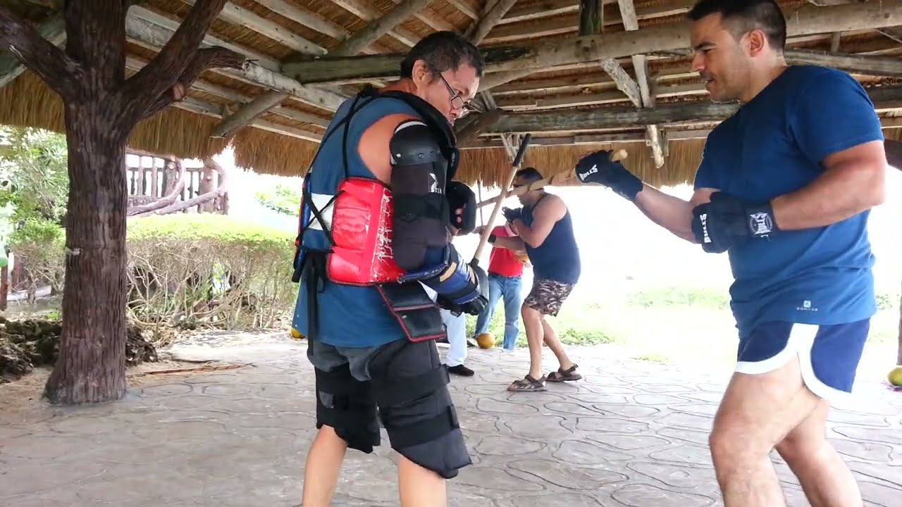 Eddie Velez BALINTAWAK WOTBAG en FILIPINAS COMIENZOS.