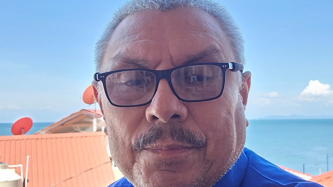 EL TRONO, EL JUICIO Y EL LAGO.