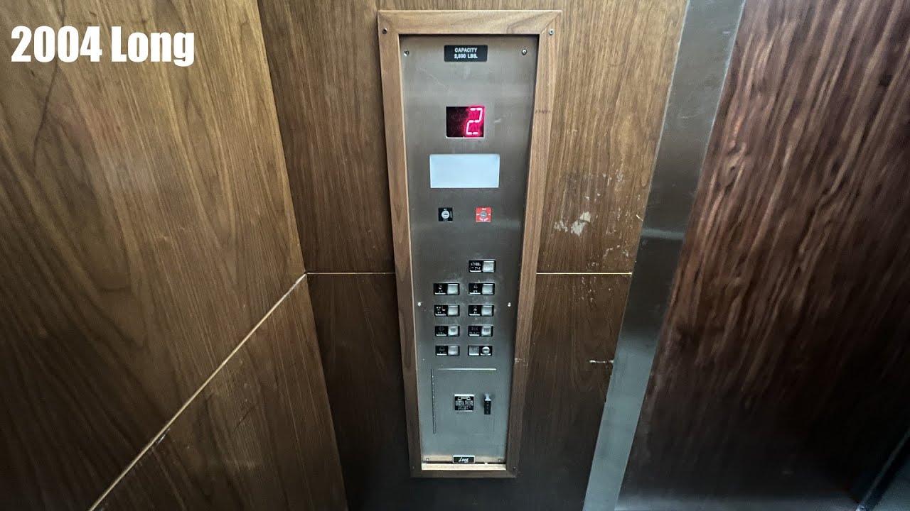 Long Hydraulic Elevator at the Holiday Inn Express - O'Fallon, MO