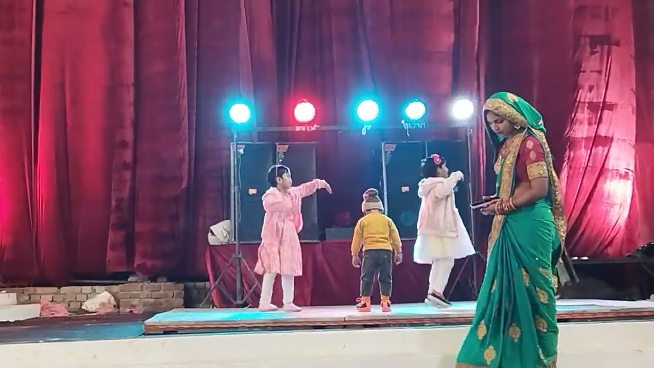 ​लड़की वालों का जबरदस्त डांस! 💃 | शादी का जश्न संगीत नाइट में सबने फ्लोर तोड़ दिया! 🔥#dance#marriage