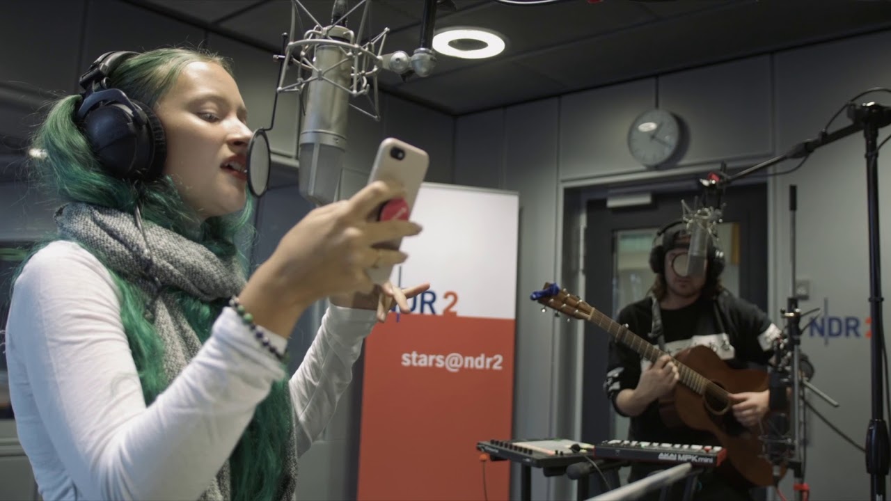 Au/Ra - Bruises (Lewis Capaldi Cover) on NDR2