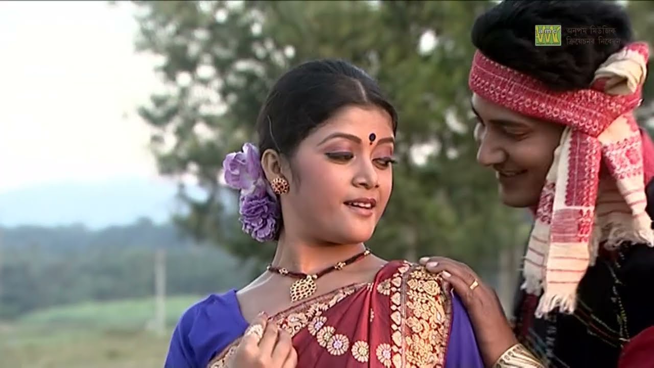 Dusokute Kajol Lole - Official Video | Gamusa 2011 | Anupam Saikia | Gitali | Assamese Song | Bihu
