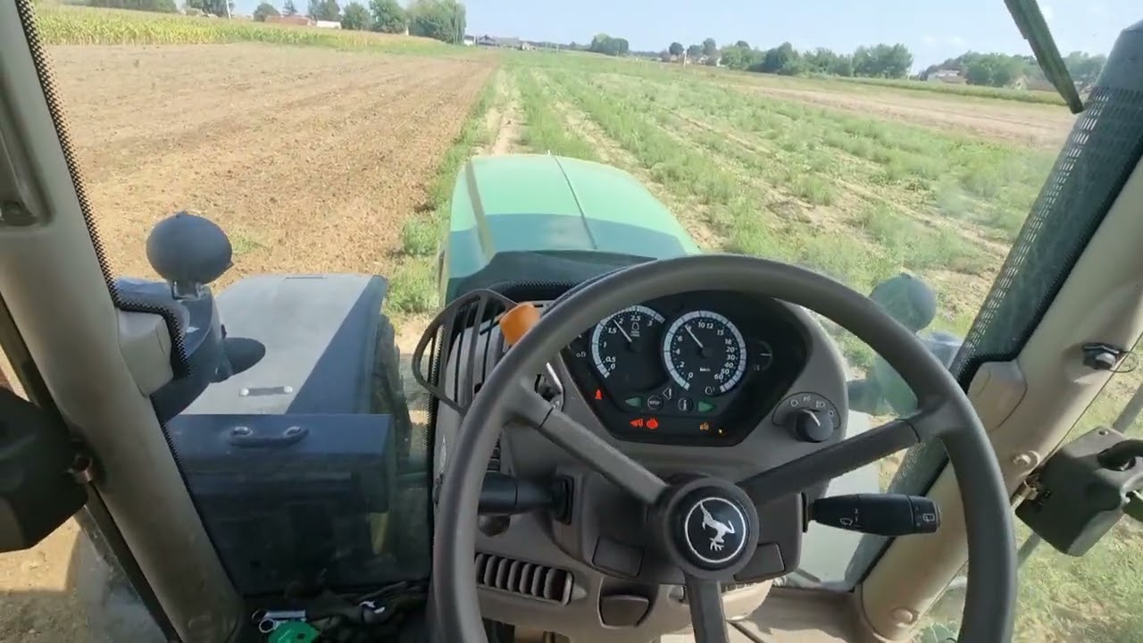 John Deere 6210R i Maschio atilla 7/300