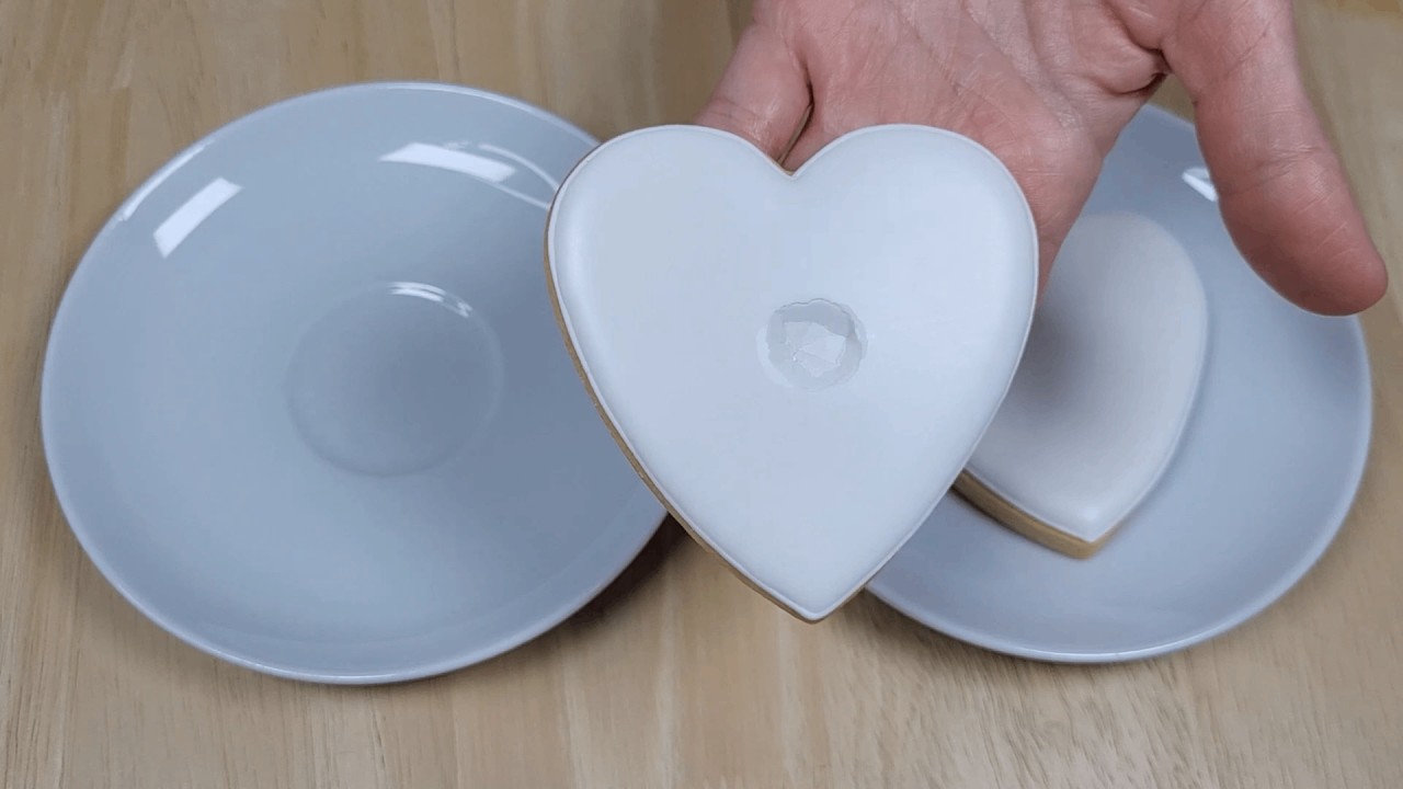 Why Your Royal Icing Fails (And When It&rsquo;s Actually Dry)