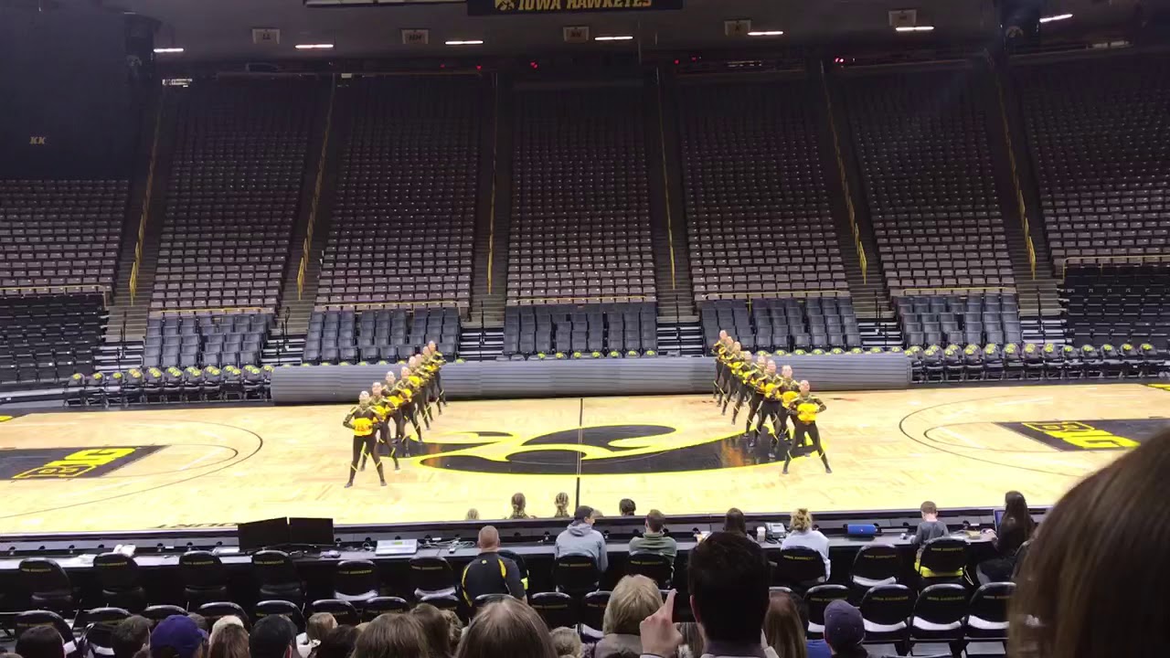 2018-2019 University of Iowa Dance Team | UDA Nationals Pom Showcase