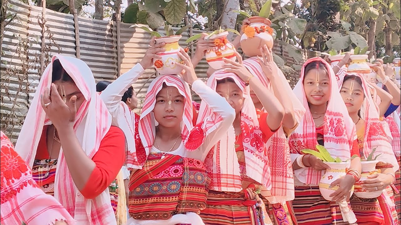 Kalash Yatra #jaishrikrishna #kalashyatra #vlog #smitahajong