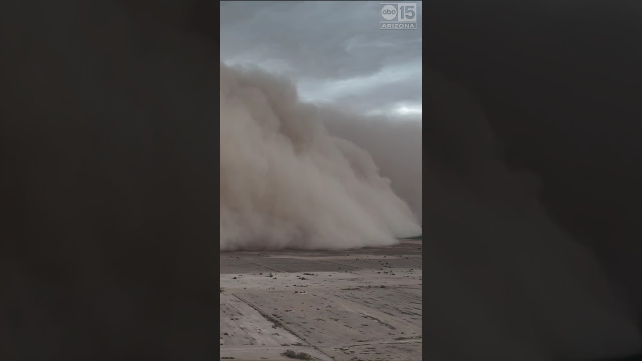 MASSIVE wall of dust hits the Phoenix area Monday