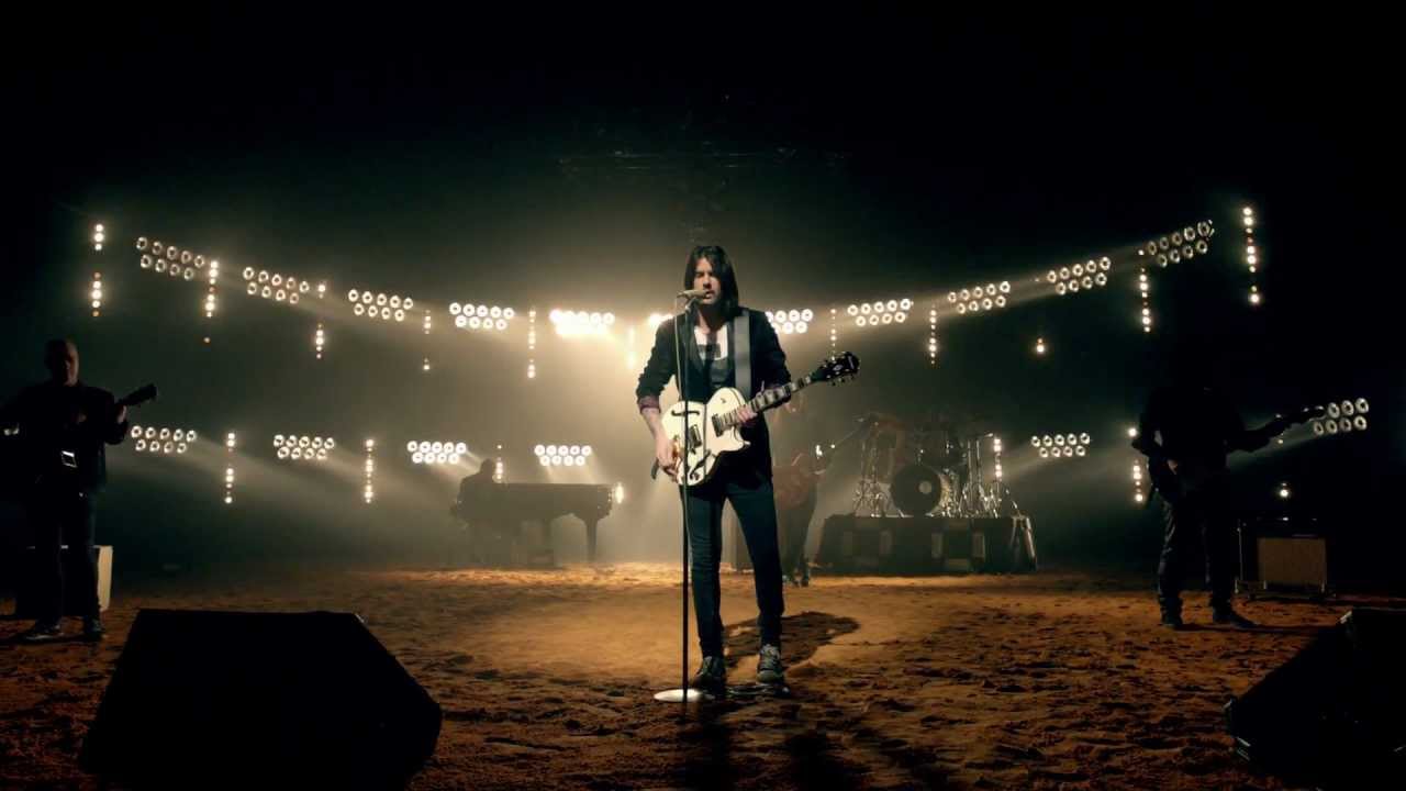 Melendi - Tu Jard&iacute;n con enanitos (Videoclip oficial)