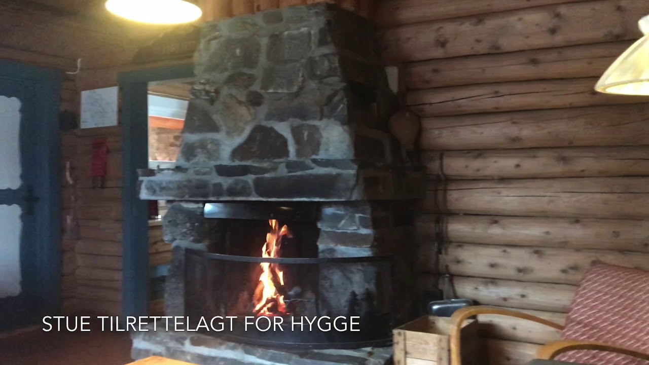 Bj&oslash;rnstadhytta i Gausdal vestfjell ligger unikt til ved Dokkvannet. 10 sengerplasser
