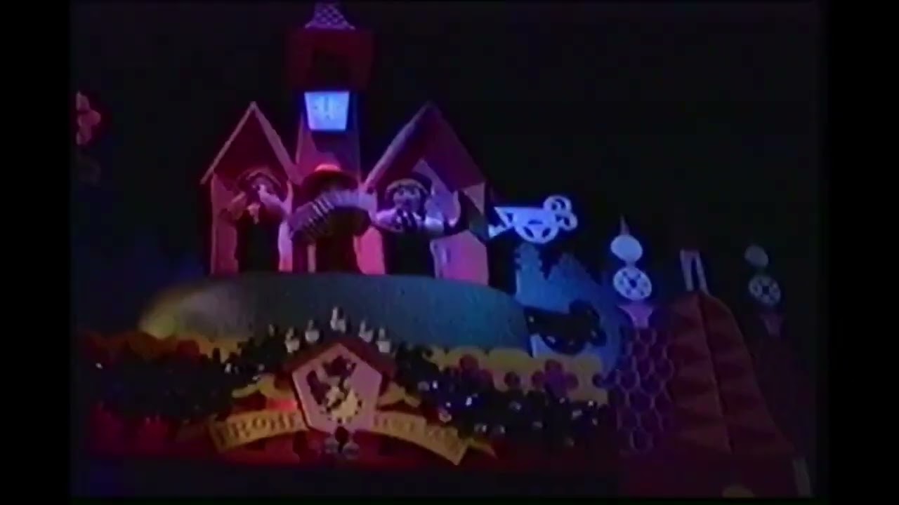 Disneyland's It's A Small World Holiday 1997 ,1 year of the Layover