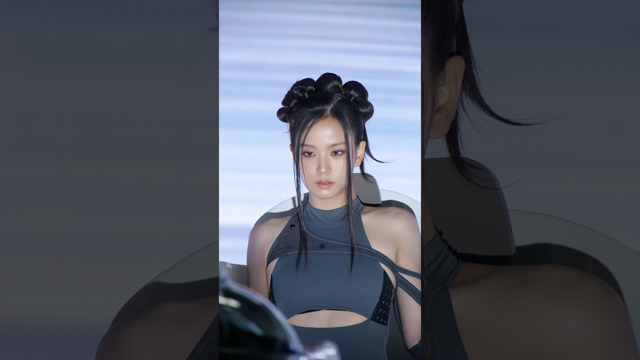 &lsquo;GO&rsquo; with JISOO