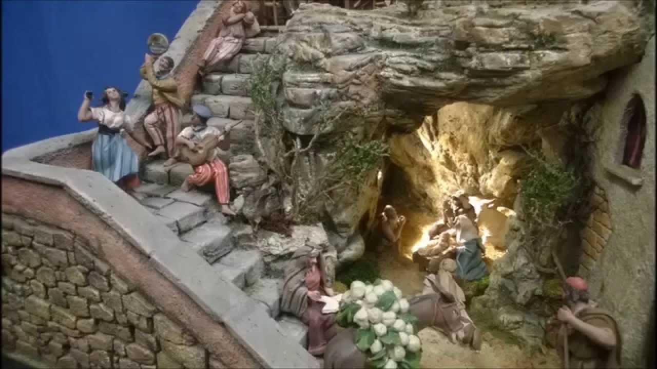 Presepio: I Due Mondi - I presepi di Rossella e Umberto
