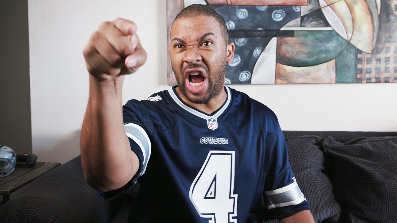 Болельщики «Ковбоев» во время игры «Биллс»