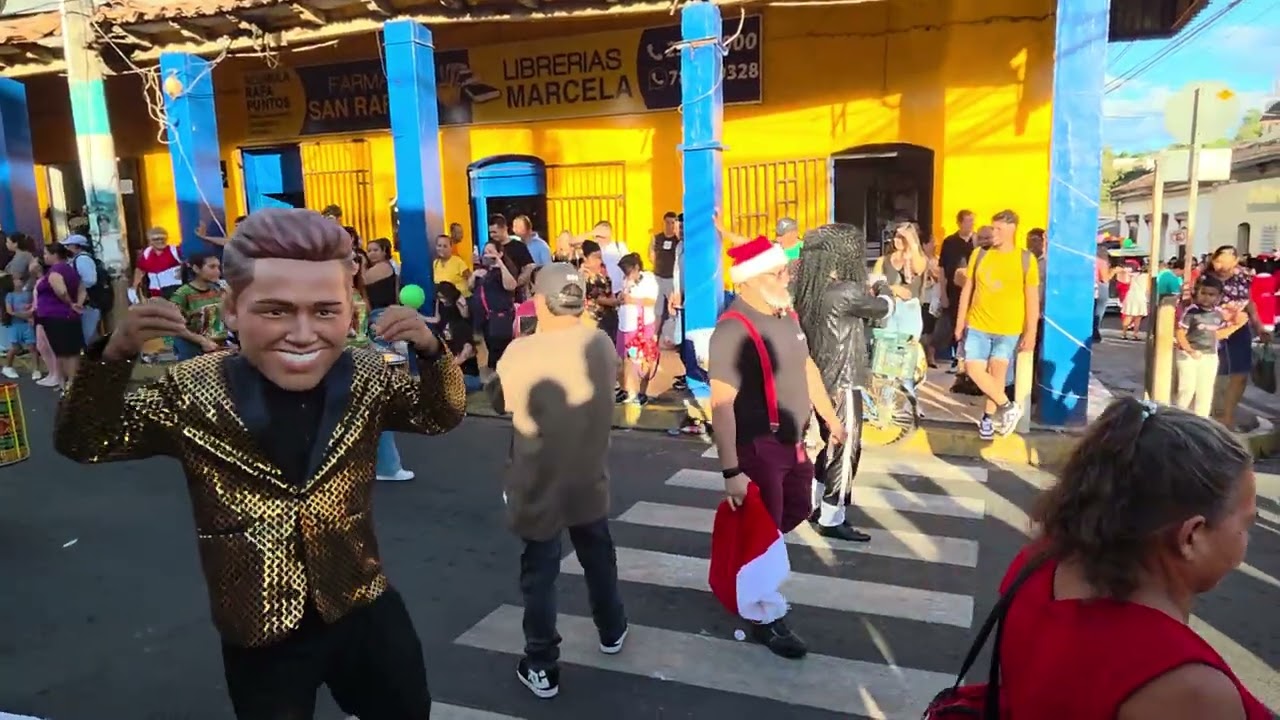  multittud en la fiesta de chalatenango..