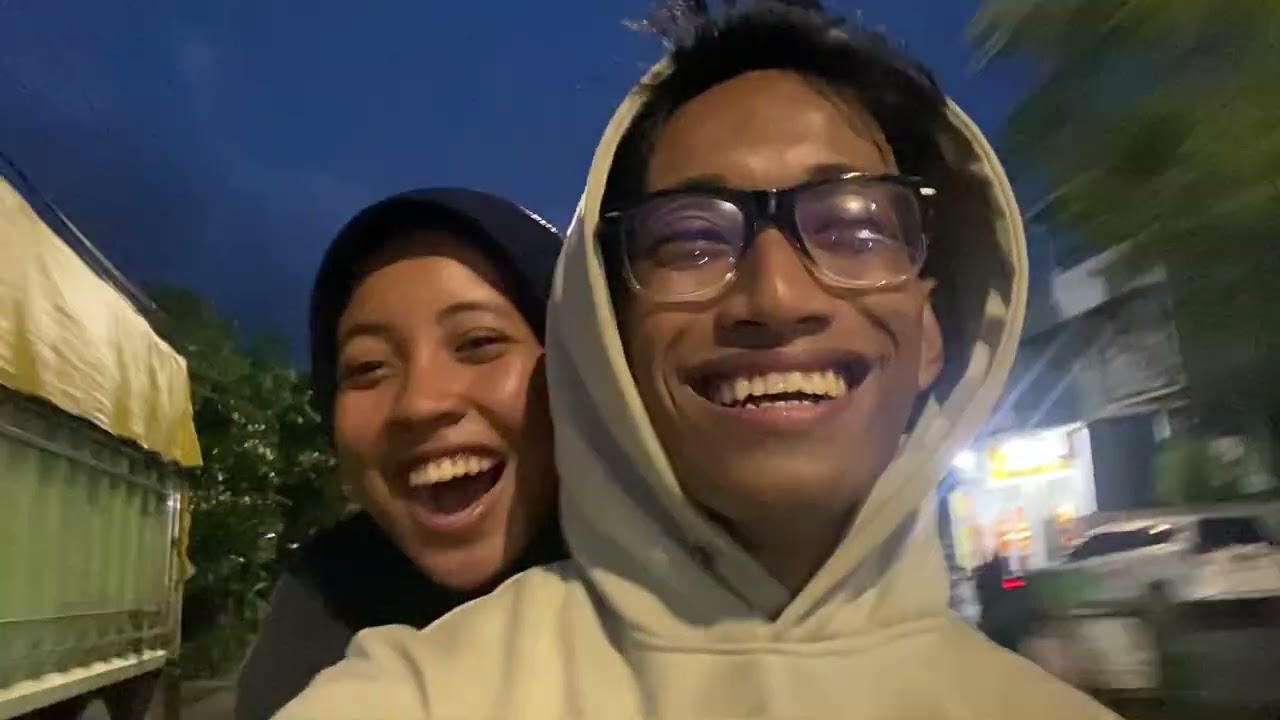 KITAA ABIESSSS MAIN BADMINTON, SAYA KALAH 🙂