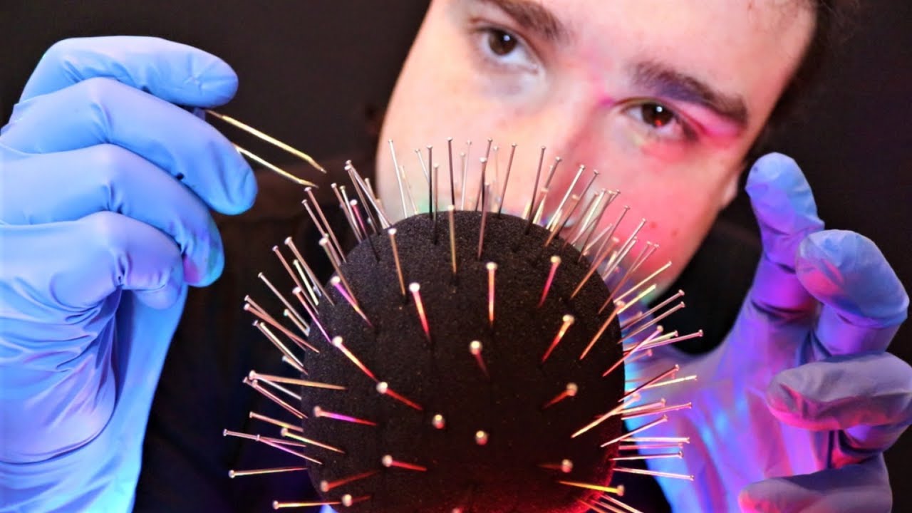 ASMR | ACUPUNTURA EN EL MICRÓFONO CON AGUJAS , PINZAS Y GUANTES DE LATEX | FER FANTASY