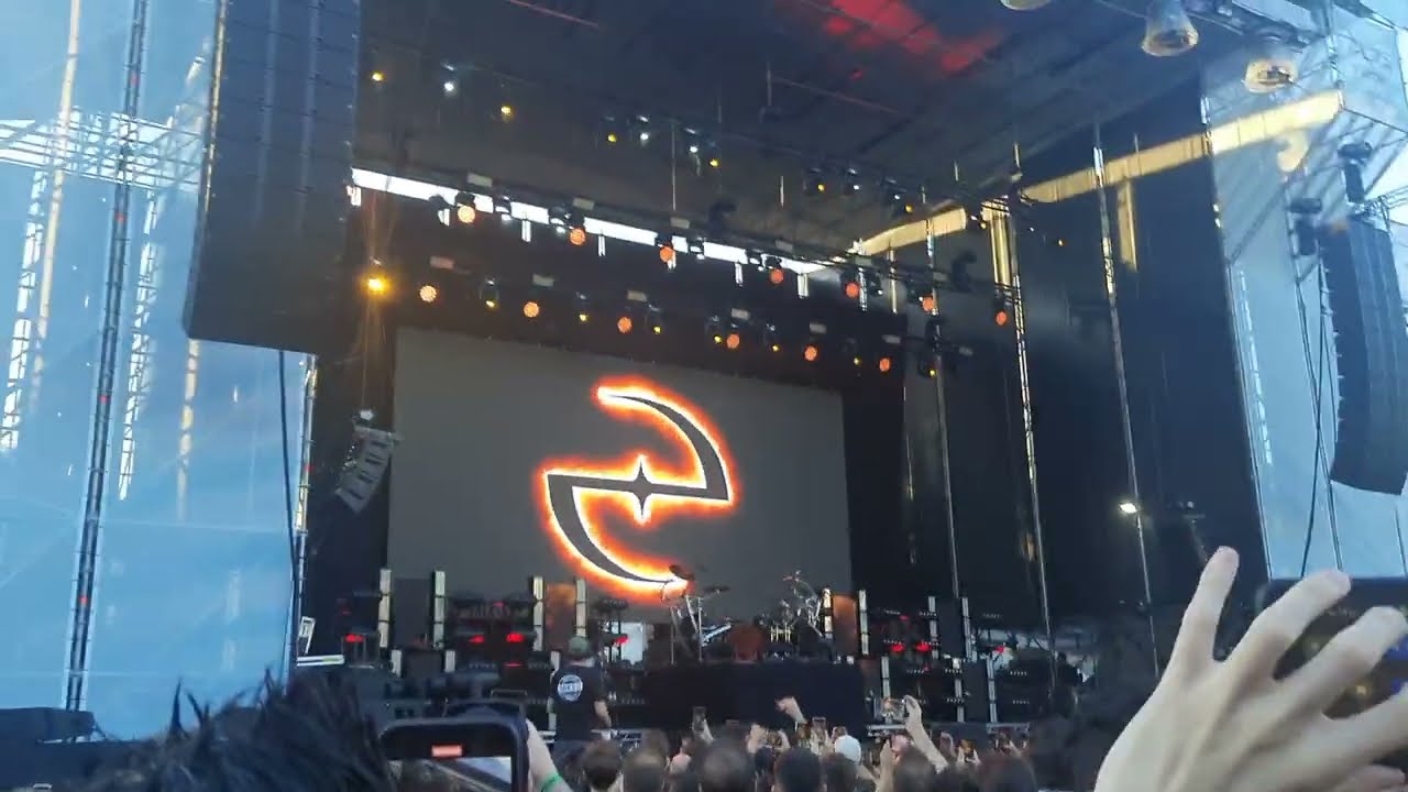 Evanescence - Artifact/The turn + Broken Pieces Shine live @ Alma Festival (Madrid, Spain) 2024